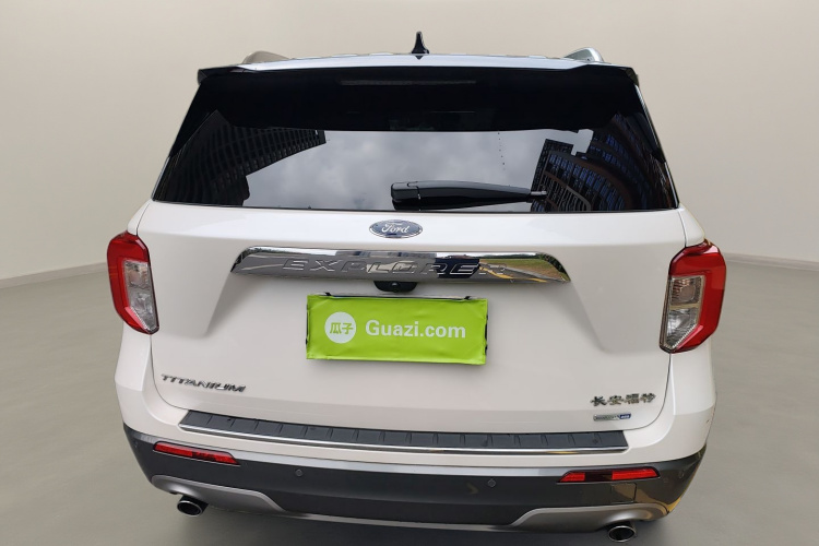 Ford Explorer 2021 صورة سيارة #6