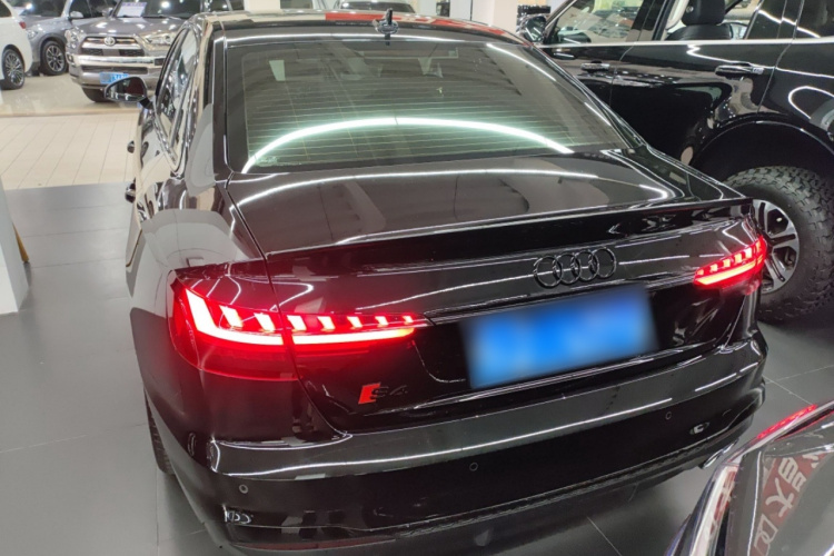 Audi S4 2025 #6 Audi S4 2025 car image #6