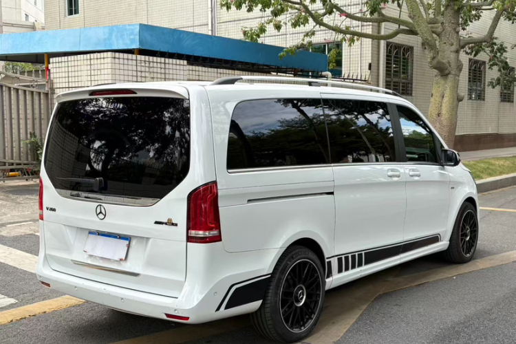 Mercedes-Benz V Class 2022 #6 Mercedes-Benz V Class 2022 car image #6