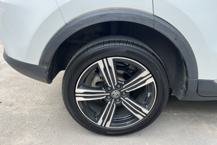 MG ZS 2018 car image #6