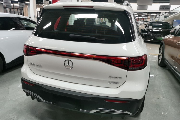 Mercedes-Benz EQB Class 2025 car image #6