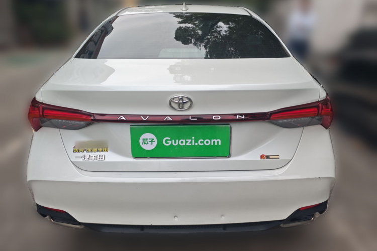 Toyota Avalon 2023 car image #6