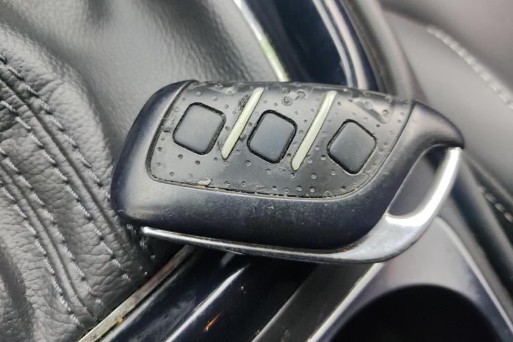 Roewe i5 2021 car image #6