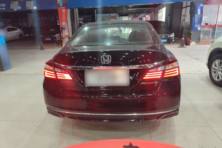 Honda Accord 2018 image de voiture #6