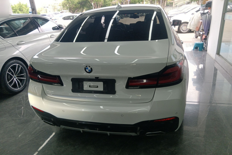 宝马 宝马5系新能源 2021 汽车图片 #6