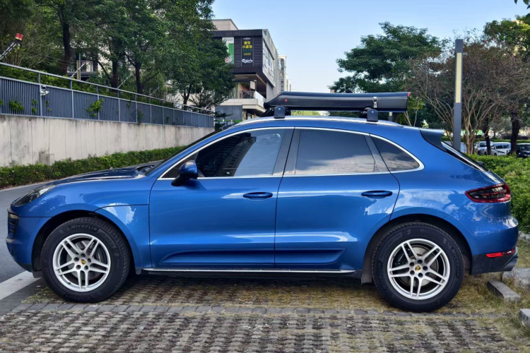 2018 immagine di auto #6
