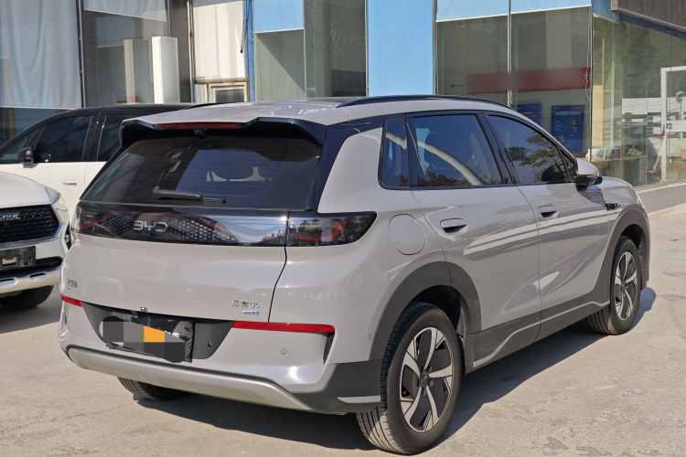 BYD Sea Lion 05 EV 2025 car image #6