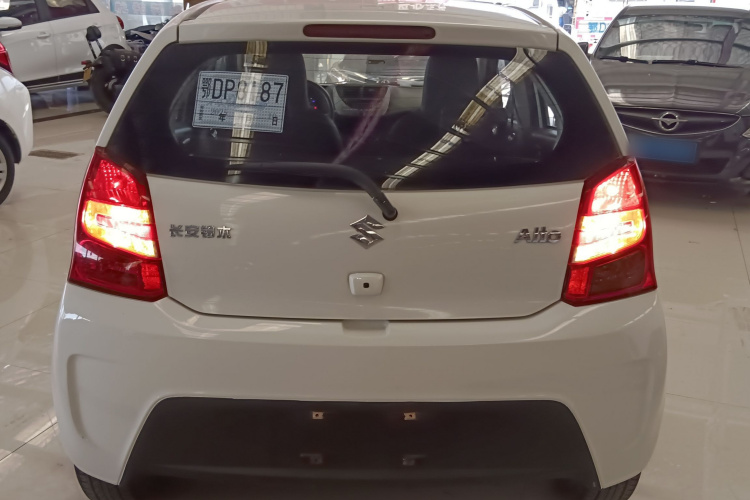 Suzuki Alto 2016 car image #6
