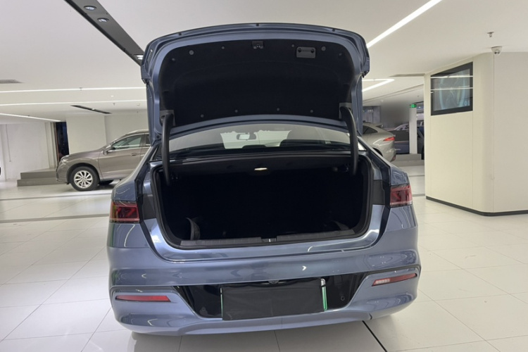 BYD Qin Plus 2024 car image #6