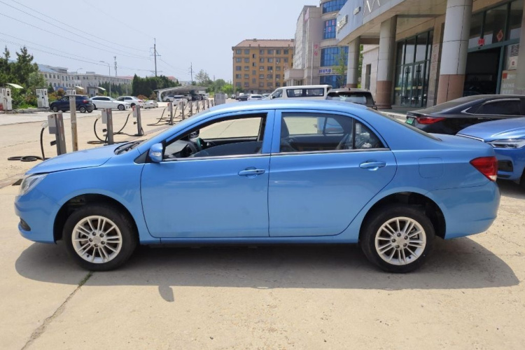 BYD e5 2022 car image #6