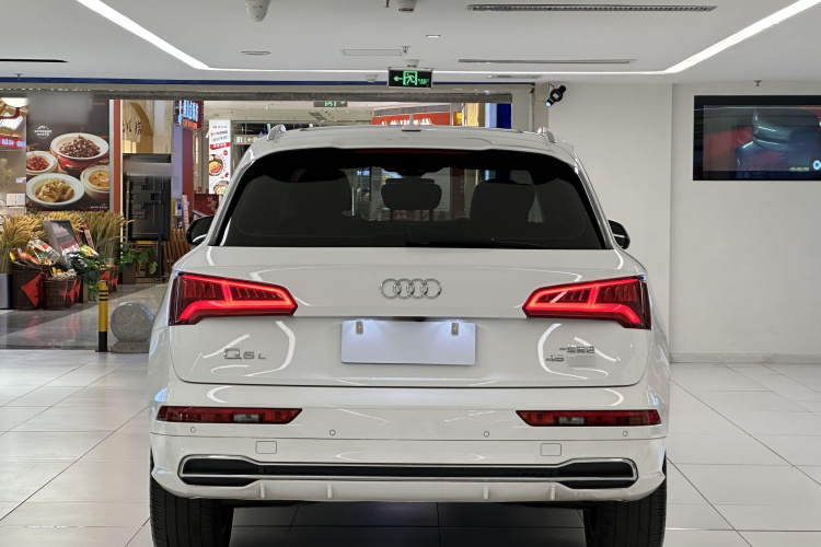 Audi Q5L 2018 imagem de carro #6