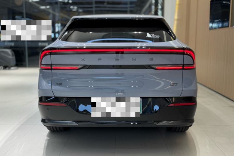 Xpeng G7 2025 #6 Xpeng G7 2025 car image #6