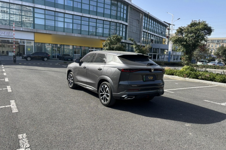 Changan UNI-Z PHEV 2024 car image #6