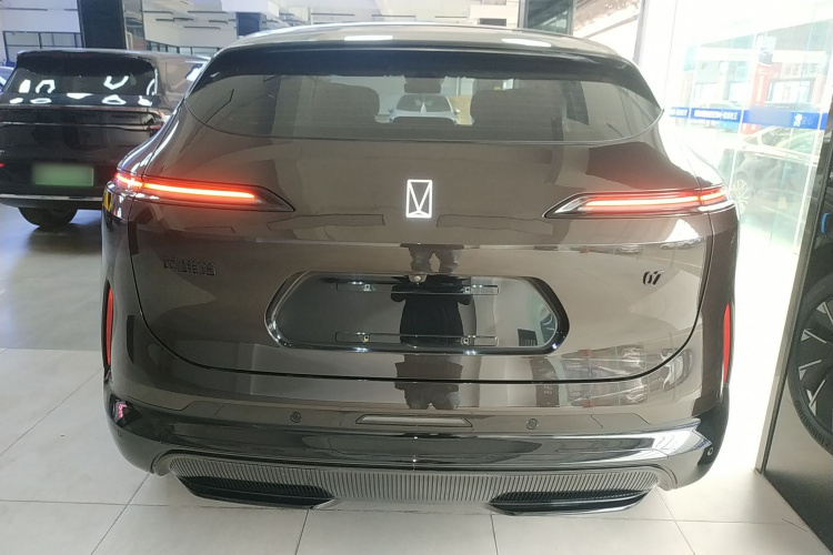 阿维塔 阿维塔07 2025 汽车图片 #6