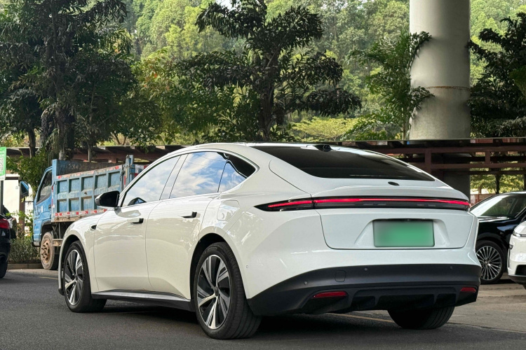 NIO ET5 2023 image de voiture #6