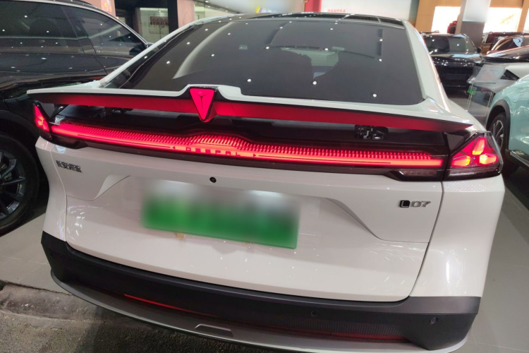 Deepal L07 2025 car image #6