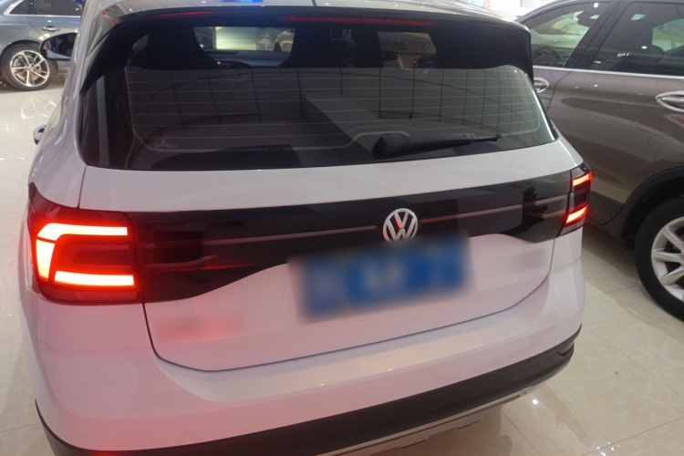 Volkswagen T-Cross 2019 car image #6