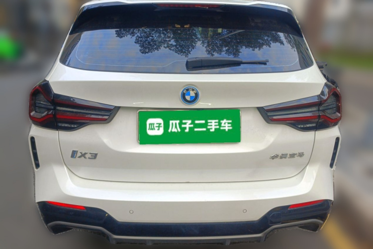 BMW iX3 2023 car image #6