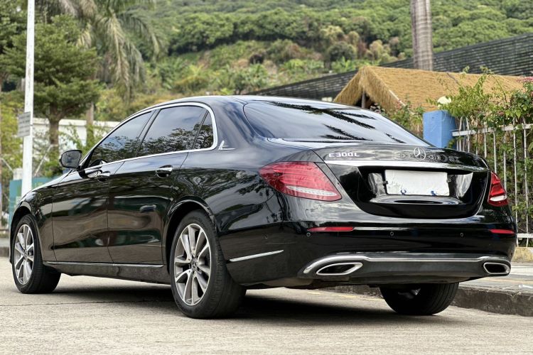 Mercedes-Benz E Class 2020 car image #6