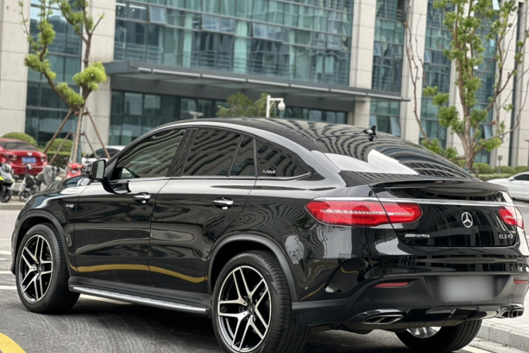 Mercedes-Benz GLE Coupe AMG 2017 #6 Mercedes-Benz GLE Coupe AMG 2017 car image #6