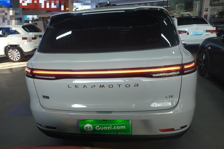 零跑汽车 零跑C10 2025 汽车图片 #6