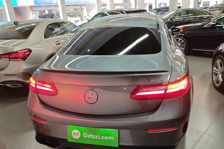 Mercedes-Benz E AMG 2021 صورة سيارة #6
