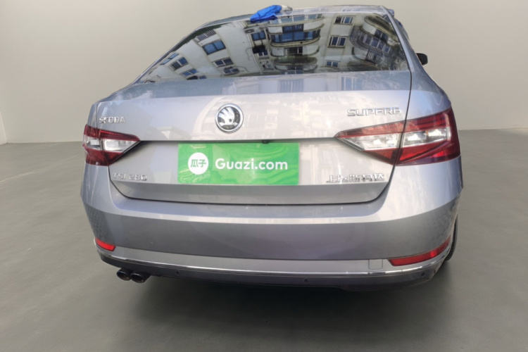 Skoda Superb 2017 #6 Skoda Superb 2017 car image #6