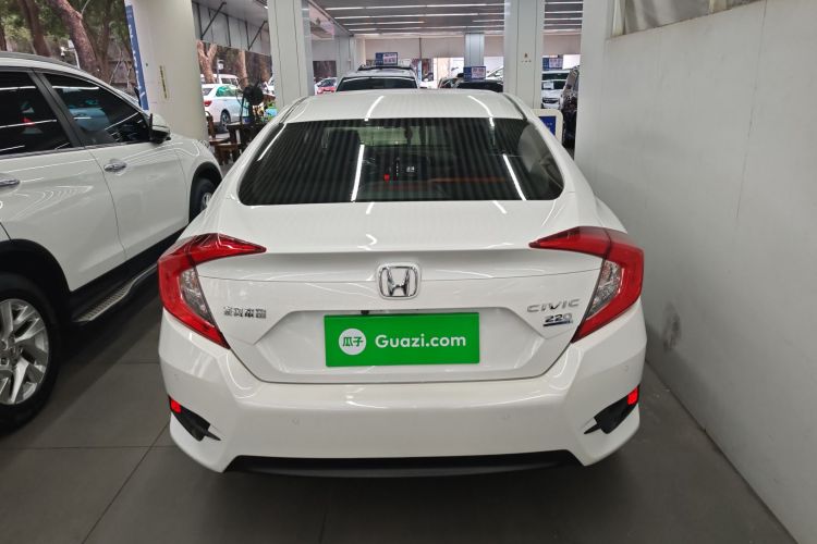Honda Civic 2018 car image #6