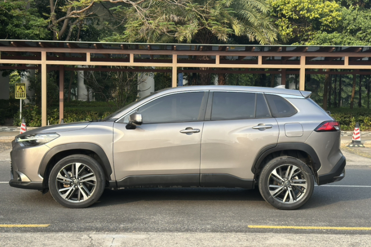 Toyota Frontlander 2022 #6 Toyota Frontlander 2022 immagine di auto #6