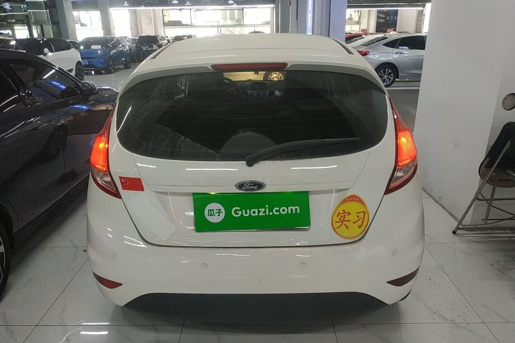 Ford Fiesta 2016 car image #6