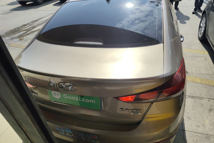 Hyundai Elantra AD 2018 immagine di auto #6