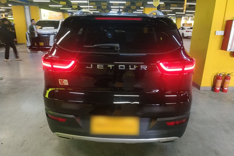 X70M 2022 image de voiture #6