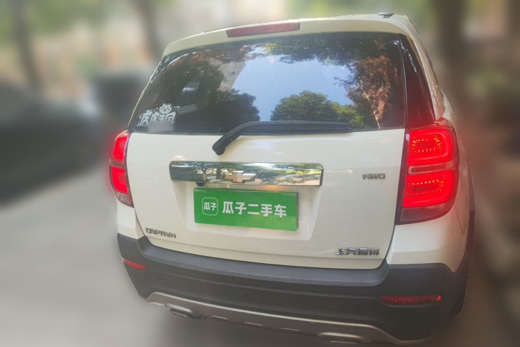 Chevrolet Captiva 2016 car image #6