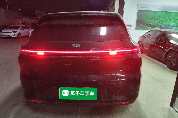 Li L6 2024 image de voiture #6