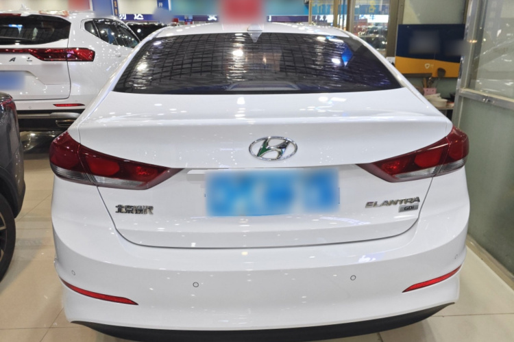 Hyundai Elantra AD 2019 car image #6