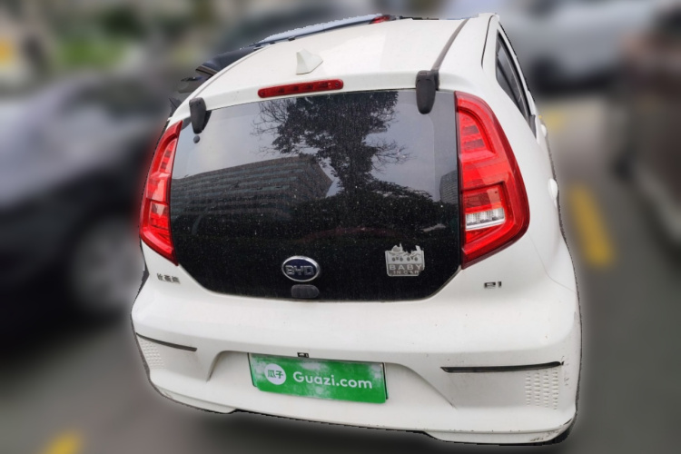 BYD e1 2019 #6 BYD e1 2019 car image #6