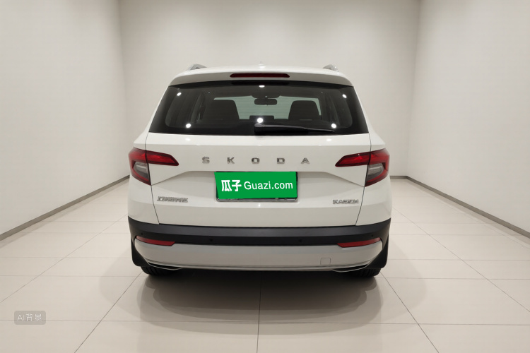 Skoda Karoq 2020 car image #6