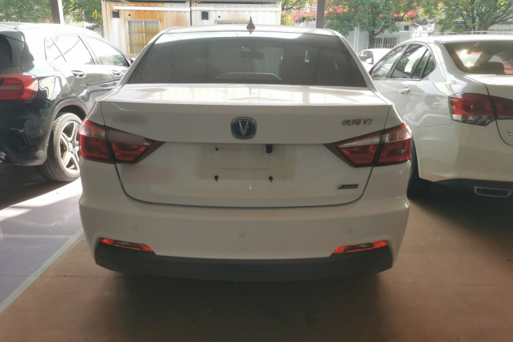 长安 悦翔V7 2015 汽车图片 #6