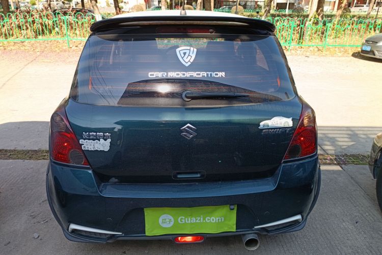 Suzuki Swift 2017 car image #6