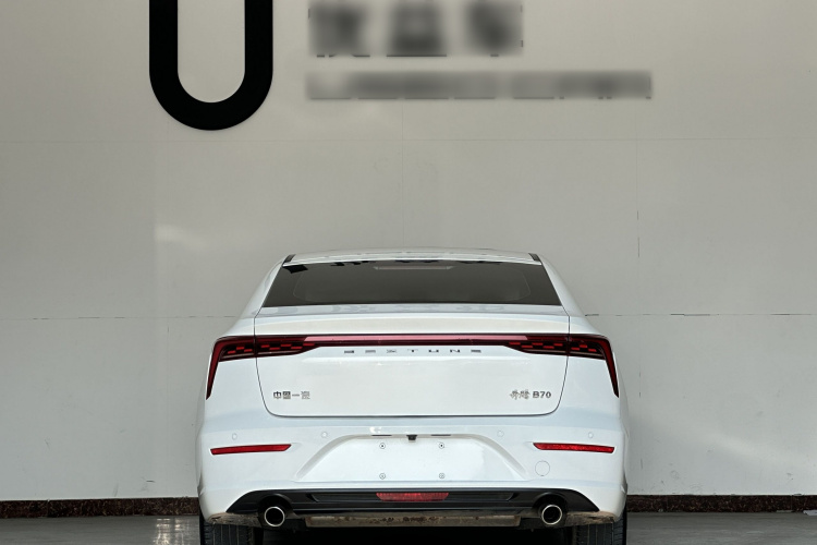 2021 car image #6