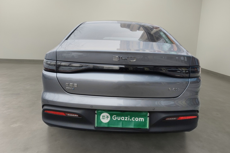 BYD Seal 05 DM-i 2025 car image #6
