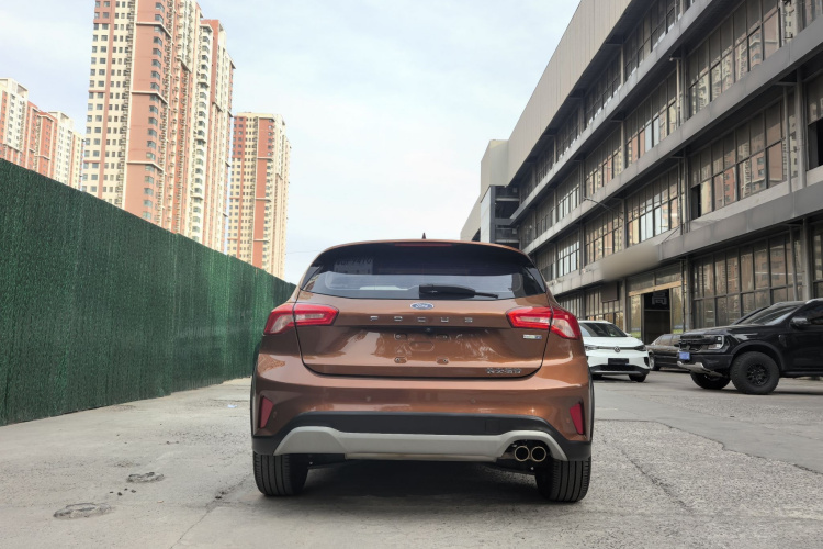 Ford Focus Active 2019 #6 Ford Focus Active 2019 immagine di auto #6