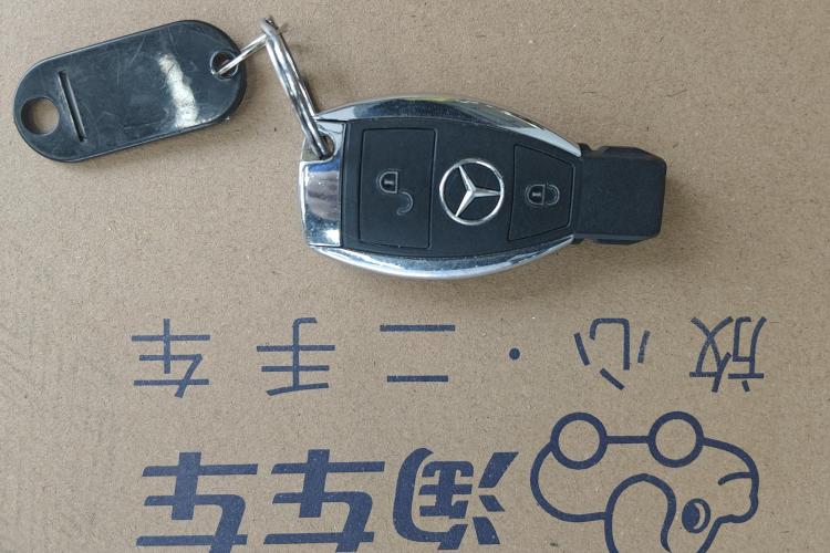 Mercedes-Benz GLA Class 2018 car image #6