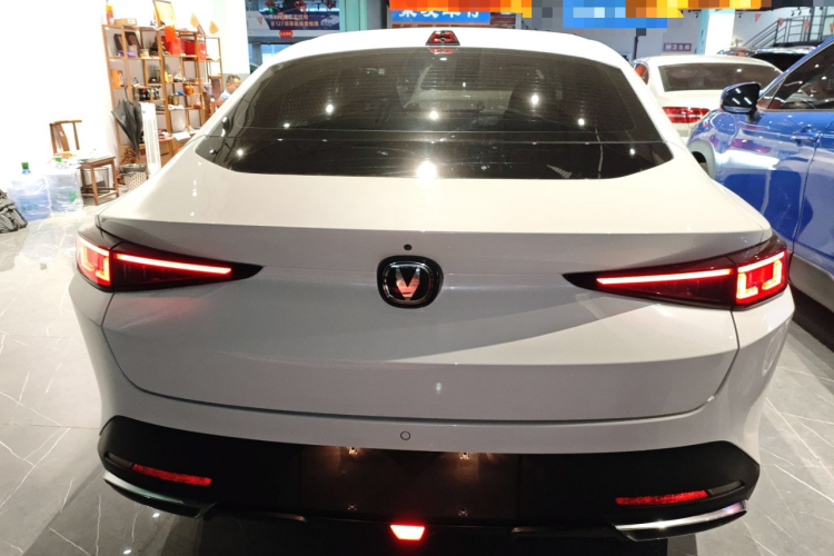 Changan Lamore 2023 car image #6