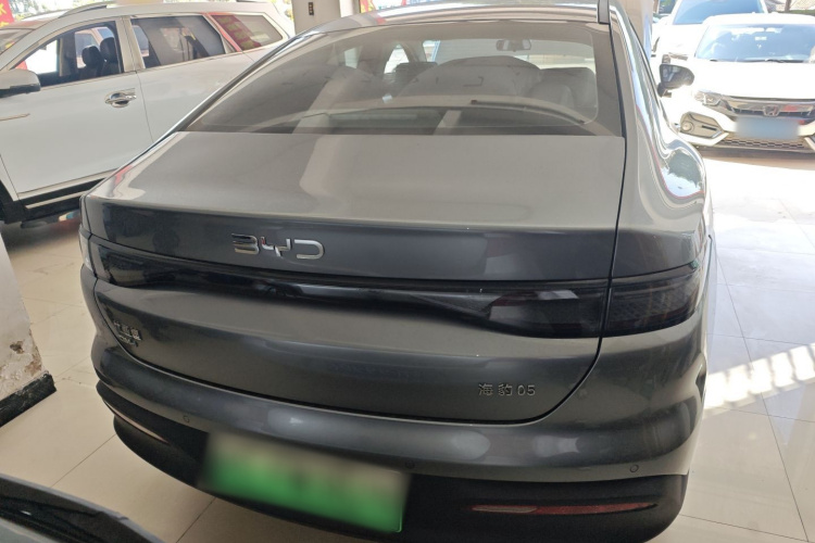 BYD Seal 05 DM-i 2025 car image #6
