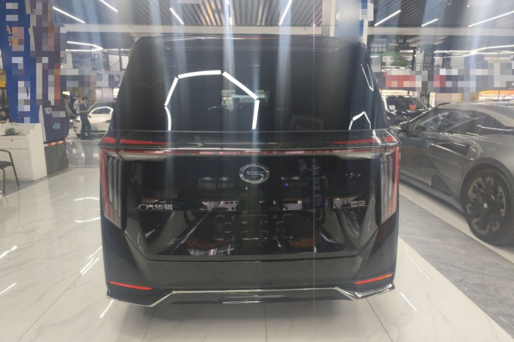 GAC Trumpchi E9 2023 #6 GAC Trumpchi E9 2023 car image #6