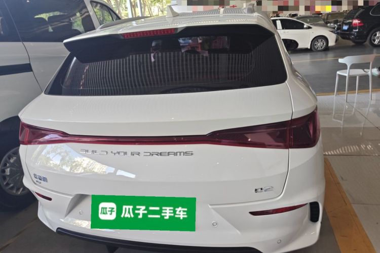 BYD e2 2022 immagine di auto #6