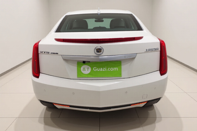 2015 car image #6