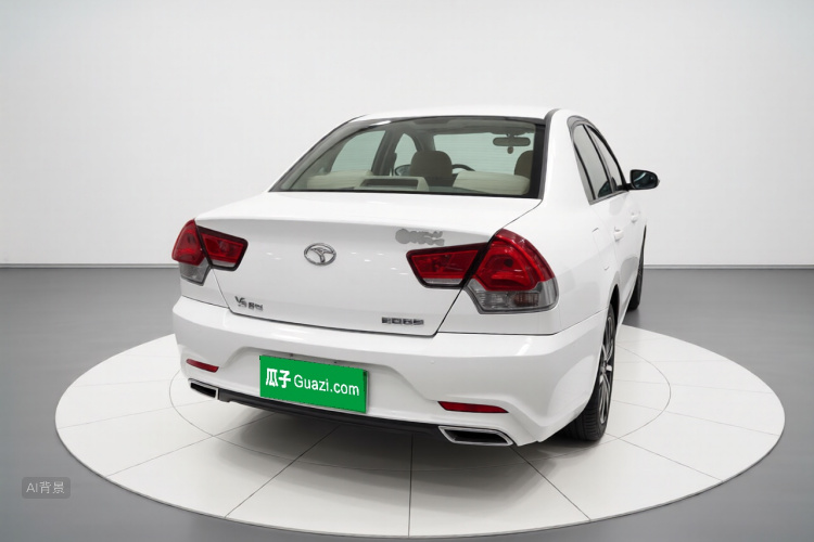 Soueast V3 Lingyue 2017 car image #6