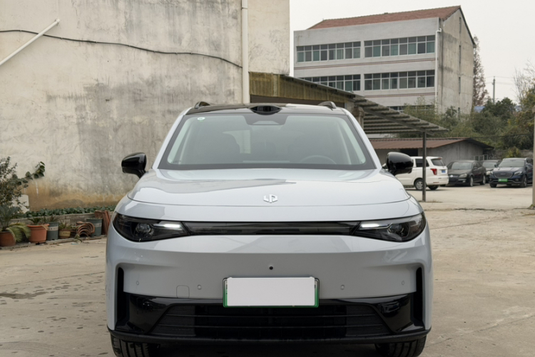 Leapmotor C16 2025 car image #6